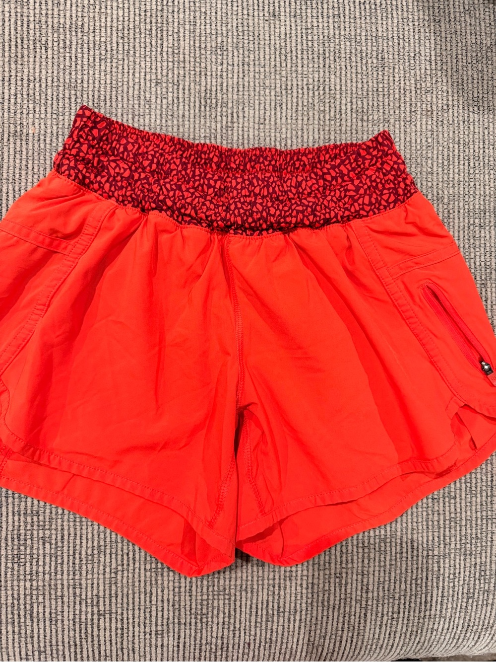 lululemon athletica Melon Pink Athletic Shorts Purple Chip Waistband Zip Pock 4